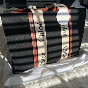 Chloe woody tote (wool)